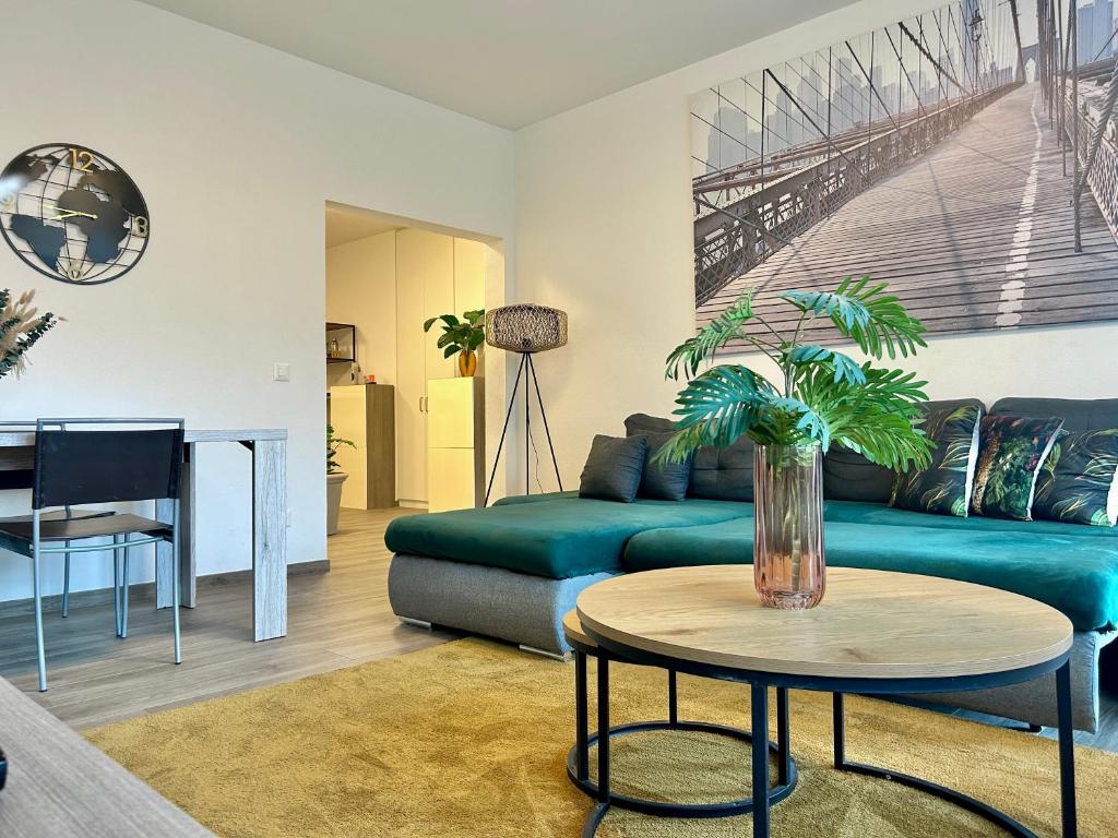 Spacious & Stylish Apartment - Partial Lake View